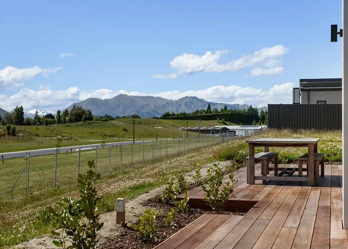 Modern Escape With Panoramic Mt Roy Views